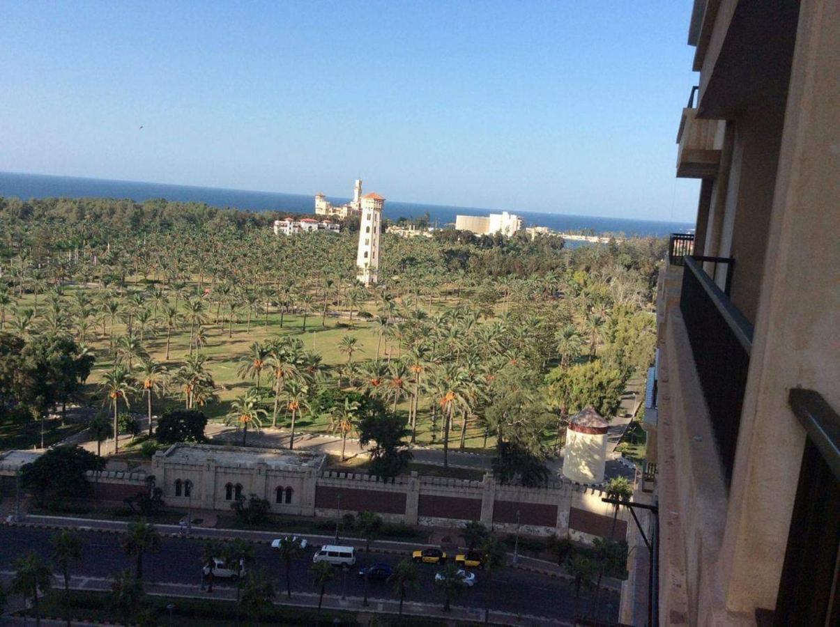 דירות אלכסנדריה Sea & Garden View At Al-Muntazh Towers - إطلاله علي البحر و حدائق قصر المنتزه מראה חיצוני תמונה